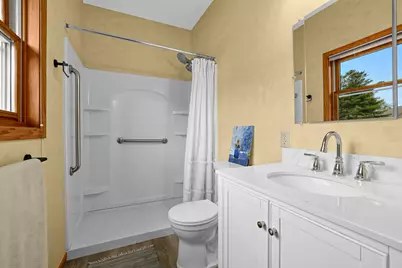 1907  Evenson Dr, Onalaska, WI 54650 - Photo 5