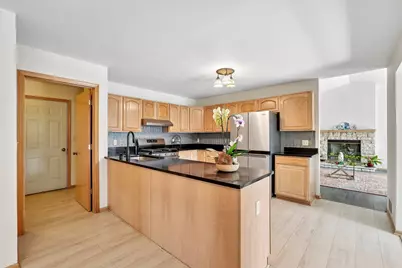 8108  East Ridge Dr, Pleasant Prairie, WI 53158 - Photo 19