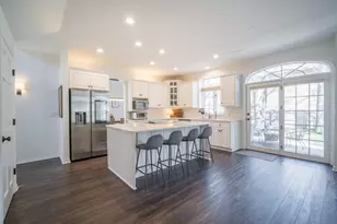 824 E Glen Ave, Whitefish Bay, WI 53217 - Photo 13