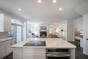 824 E Glen Ave, Whitefish Bay, WI 53217 - Photo 9