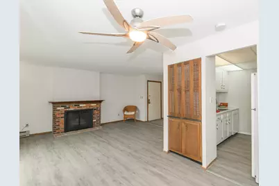 8749 N 72nd St #2, Milwaukee, WI 53223 - Photo 9