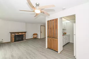8749 N 72nd St, Milwaukee, WI 53223 - Photo 9