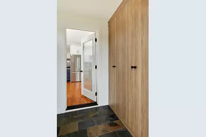 2214 S Woodward St, Milwaukee, WI 53207 - Photo 25