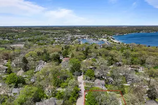 821 Van Slyke Dr, Fontana, WI 53125 - Photo 33