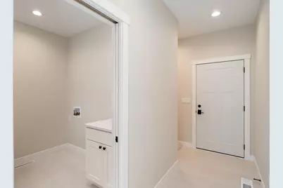 717  Tamarack Trl, Holmen, WI 54636 - Photo 19