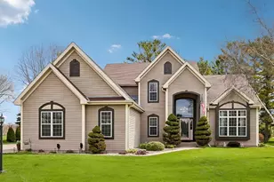 238 E Redding Cir, Belgium, WI 53004 - Photo 1