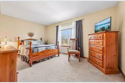 238 E Redding Cir, Belgium, WI 53004 - Photo 23