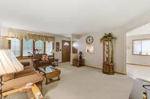 4961 S 24th St, Milwaukee, WI 53221 - Photo 5