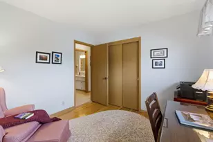 4961 S 24th St, Milwaukee, WI 53221 - Photo 23