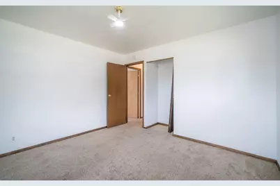 628  Pleasant Dr, West Bend, WI 53095 - Photo 19