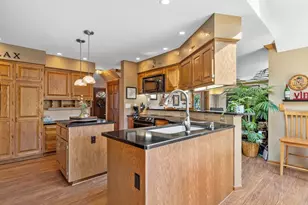 3153 Linden Ln, Racine, WI 53406 - Photo 7