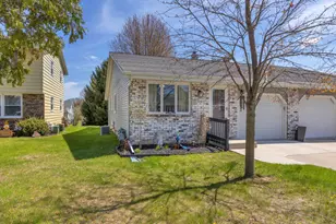 2211 N 37th St, Sheboygan, WI 53083 - Photo 1