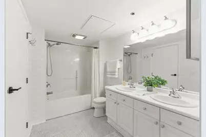 234 E Reservoir Ave #104, Milwaukee, WI 53212 - Photo 17