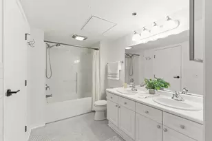 234 E Reservoir Ave, Milwaukee, WI 53212 - Photo 17