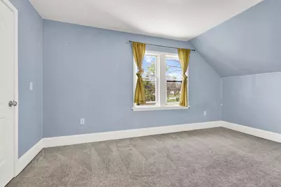 5075 S 35th St, Greenfield, WI 53221 - Photo 23