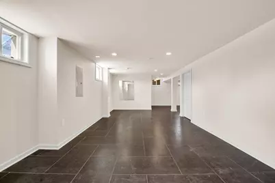 5075 S 35th St, Greenfield, WI 53221 - Photo 29