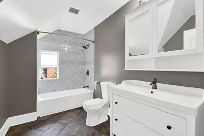 5075 S 35th St, Greenfield, WI 53221 - Photo 25