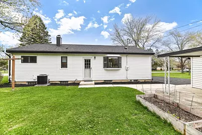 3351 E Carol Ct, Oak Creek, WI 53154 - Photo 23