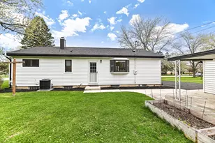 3351 E Carol Ct, Oak Creek, WI 53154 - Photo 23