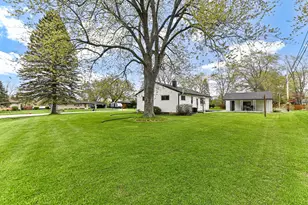 3351 E Carol Ct, Oak Creek, WI 53154 - Photo 25
