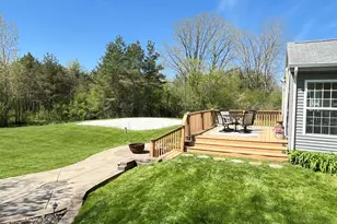 10155 W Oakwood Rd, Franklin, WI 53132 - Photo 27