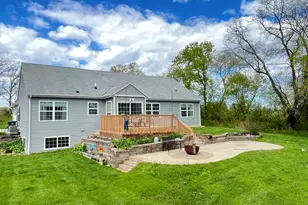 10155 W Oakwood Rd, Franklin, WI 53132 - Photo 29