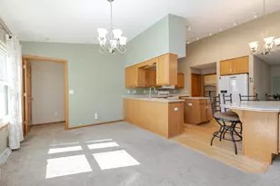 20805 W Windsor Dr, New Berlin, WI 53146 - Photo 15