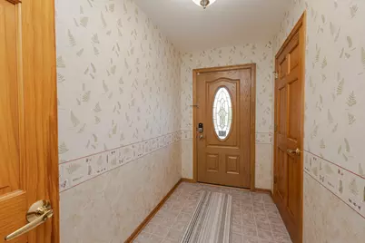 20805 W Windsor Dr, New Berlin, WI 53146 - Photo 47