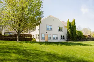 20805 W Windsor Dr, New Berlin, WI 53146 - Photo 7