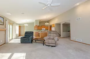 20805 W Windsor Dr, New Berlin, WI 53146 - Photo 11