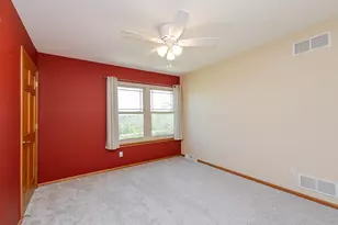 20805 W Windsor Dr, New Berlin, WI 53146 - Photo 43