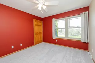 20805 W Windsor Dr, New Berlin, WI 53146 - Photo 45