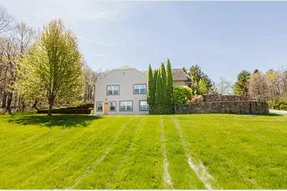 20805 W Windsor Dr, New Berlin, WI 53146 - Photo 7