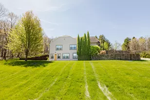 20805 W Windsor Dr, New Berlin, WI 53146 - Photo 7