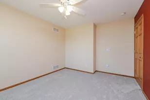 20805 W Windsor Dr, New Berlin, WI 53146 - Photo 43