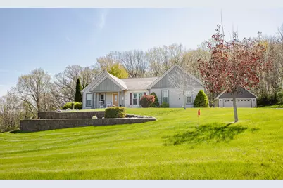 20805 W Windsor Dr, New Berlin, WI 53146 - Photo 5