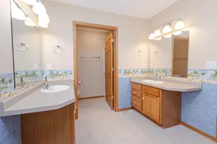 20805 W Windsor Dr, New Berlin, WI 53146 - Photo 29