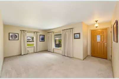1112  Grandad Ter, La Crosse, WI 54601 - Photo 3