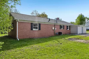 721 W Madison St, Lake Mills, WI 53551 - Photo 33