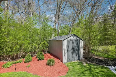 S45W25740  Red Oak Ct, Waukesha, WI 53189 - Photo 27