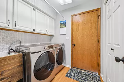 S45W25740  Red Oak Ct, Waukesha, WI 53189 - Photo 13