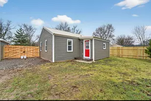 31204 71st St, Salem Lakes, WI 53168 - Photo 13