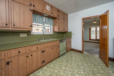 2941 N 72 St, Milwaukee, WI 53210 - Photo 13