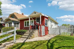 1970 S 75th St, West Allis, WI 53219 - Photo 31