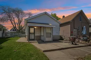 1970 S 75th St, West Allis, WI 53219 - Photo 27