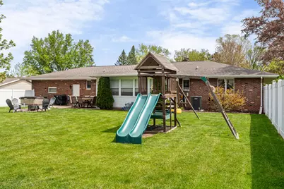 2611  Greenwood Dr, La Crosse, WI 54601 - Photo 23
