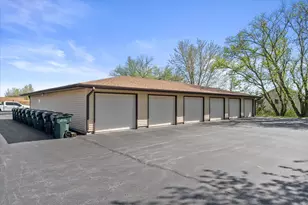 1135 Marcia Ave, West Bend, WI 53090 - Photo 21