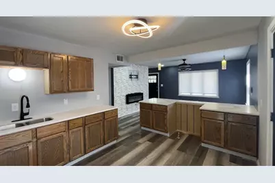 5277 N 51st Blvd, Milwaukee, WI 53218 - Photo 9