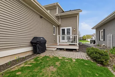 465  Pickett St, Plymouth, WI 53073 - Photo 31