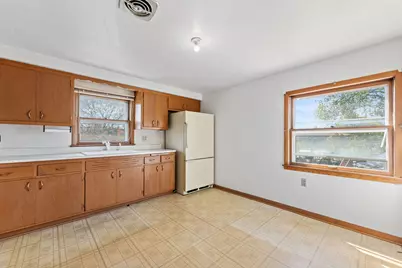 3842 S 77th St, Milwaukee, WI 53220 - Photo 13
